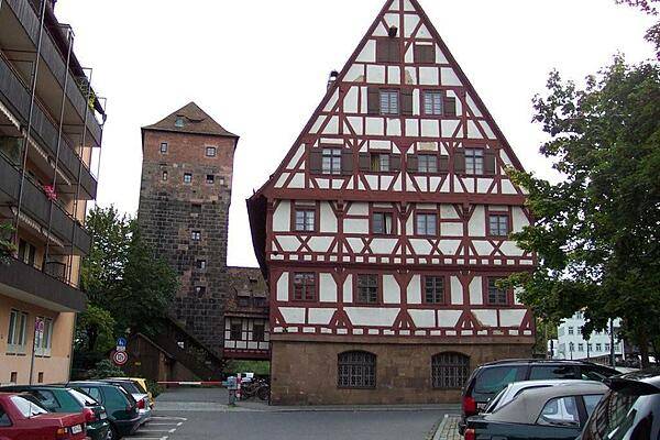 The half-timbered Weinstadel (former wine depot) is one of Nuremberg's most famous buildings. Built between 1533 and 1544, it originally served as a house for lepers, but today is a student dorm.