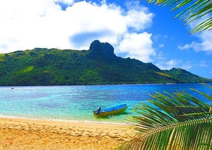 A beach on the island of Kuata, the smallest of the Yasawa Islands Group. Tourism is of growing importance to the island's economy; its deep lagoon is excellent for swimming and snorkeling.