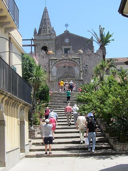 Steps leading to the Church of the Holy Trinity and to the Convento Agostiniano (Augustinian Convent) in Forza d'Agro in Sicily. The arch is named the Porta Durazzo.