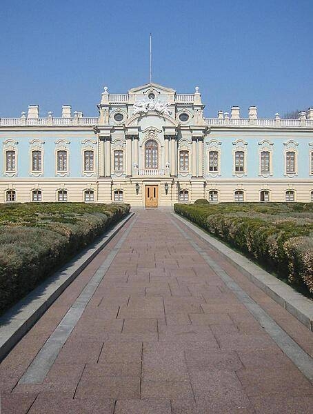 Approaching the Mariinsky Palace in Kyiv, the official ceremonial residence of the president of Ukraine. The palace is one of two magnificent Baroque buildings in Ukraine designed by the renowned architect Bartolomeo Rastrelli (the other is Saint Andrew's Church, in Kyiv).